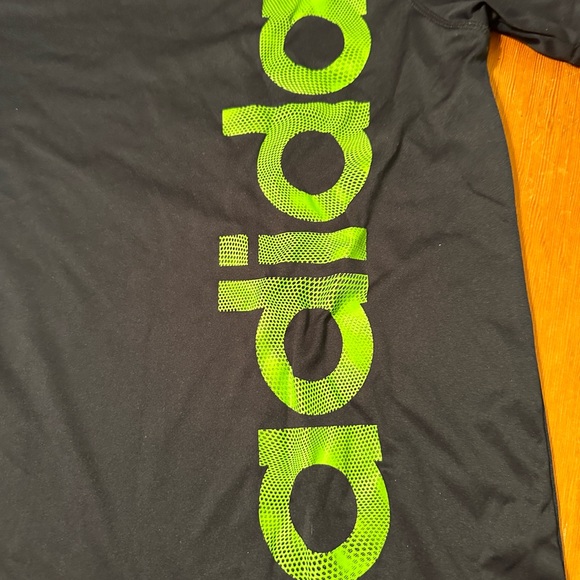 XL Adidas Sport Shirt / Nylon - Picture 4 of 4